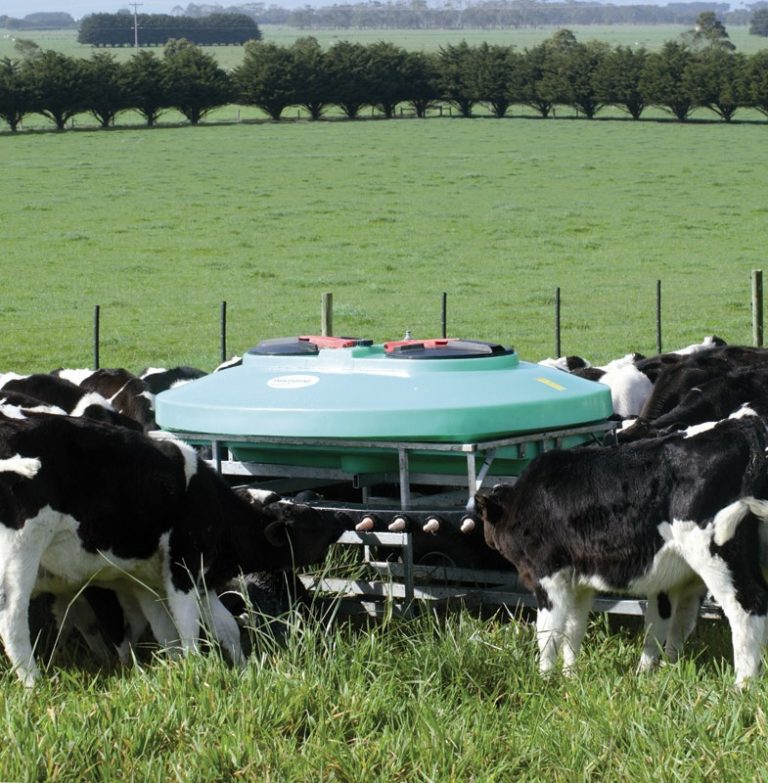 Polymaster 400ltr 50 Teat Mobile Gravity Feeder With Tadem Bogie Wheels MG50TAP