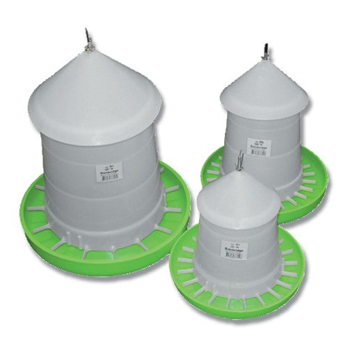 Bainbridge Poultry Feeder With Lid. [KG:3]