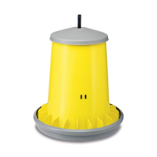 Bainbridge Supreme Poultry Feeder With Cover 5kg.