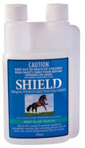 SHIELD POUR ON SOLUTION FOR HORSES 250ML